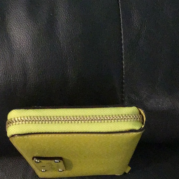 Kate Spade Wallet - Picture 6 of 8